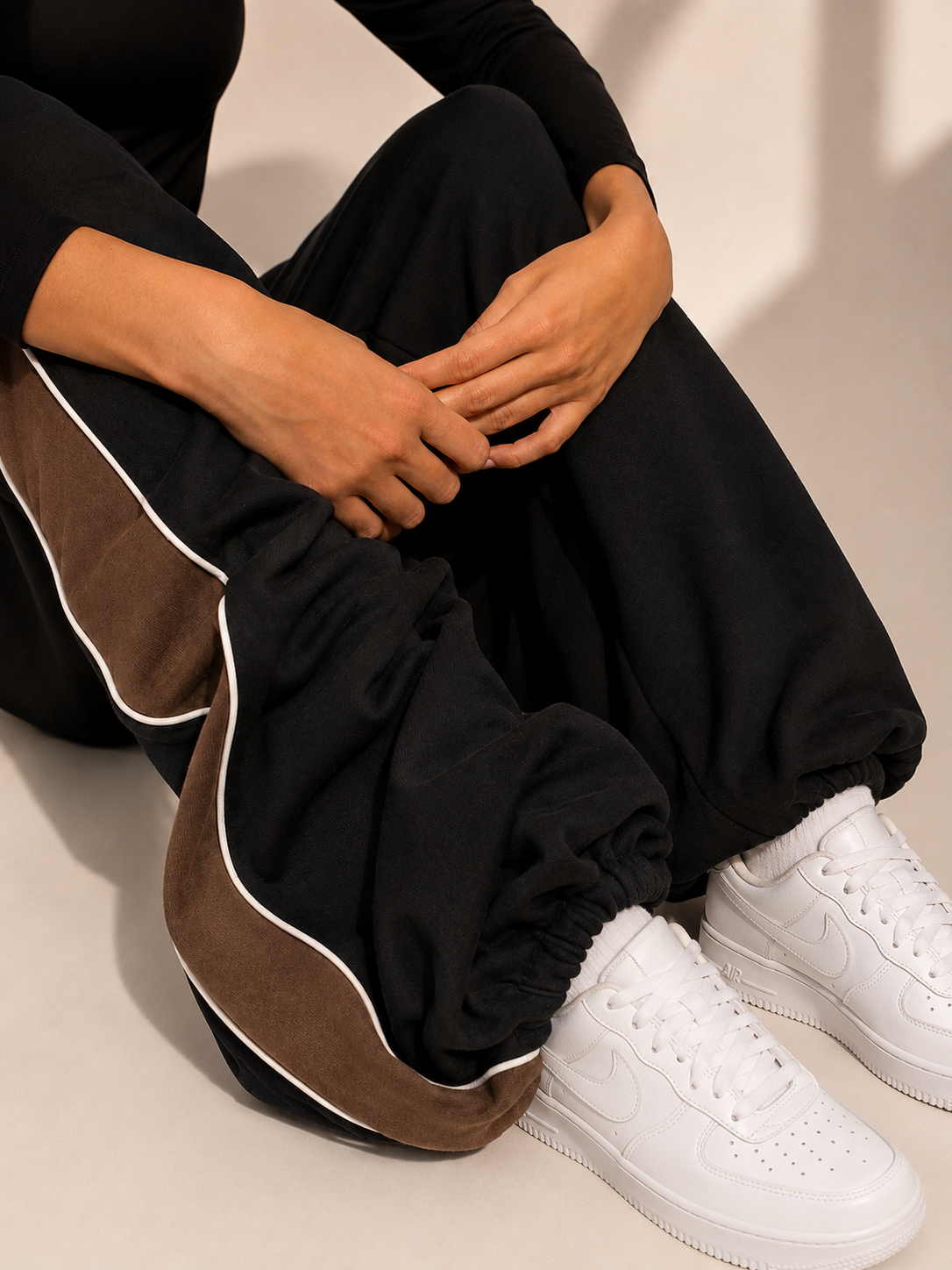 AIMFITS 100% Cotton Panelled Baggy Joggers- Black & Deep Chesnut